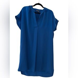 Vince blue size M v neck short sleeve shift dress